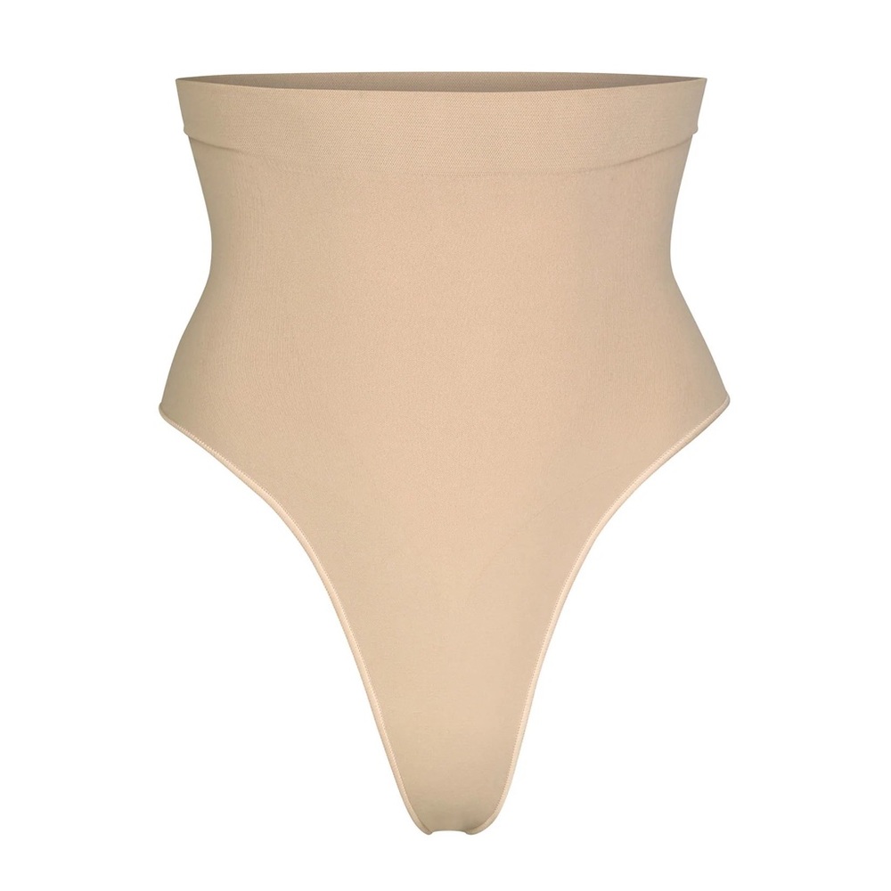 Skims Sculpting Mid Waist Thong, Clay - SM